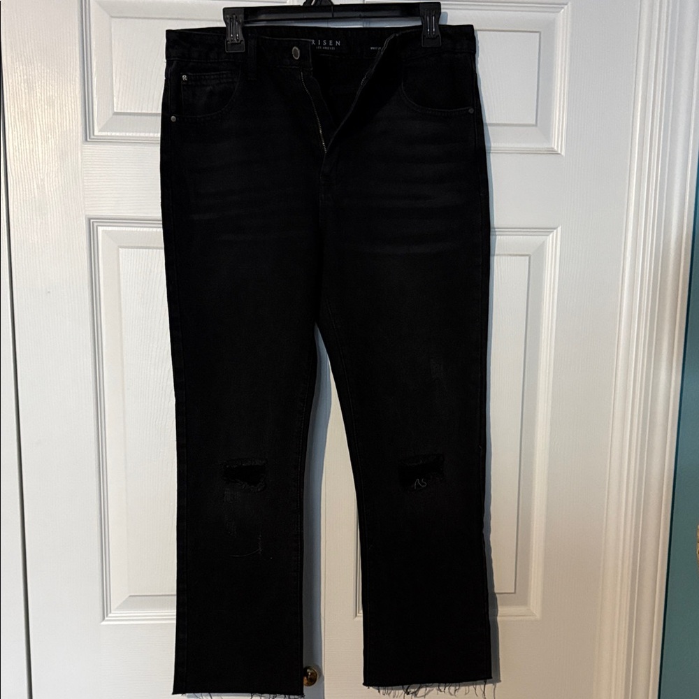 Black Cropped Jeans